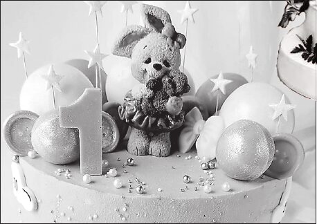 «Vajag, lai īsta torte tev nedaudz iekniebj»