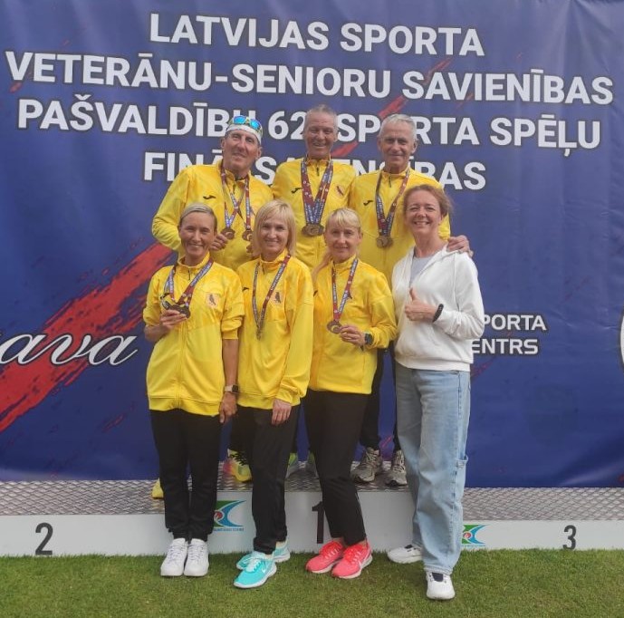 Preiļu sportistiem veterāniem panākumi Pašvaldību 62. sporta spēlēs vieglatlētikā