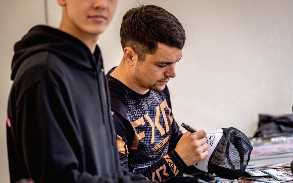 Iļja Dektjarjovs raksta Preiļu novada motosporta vēsturi 