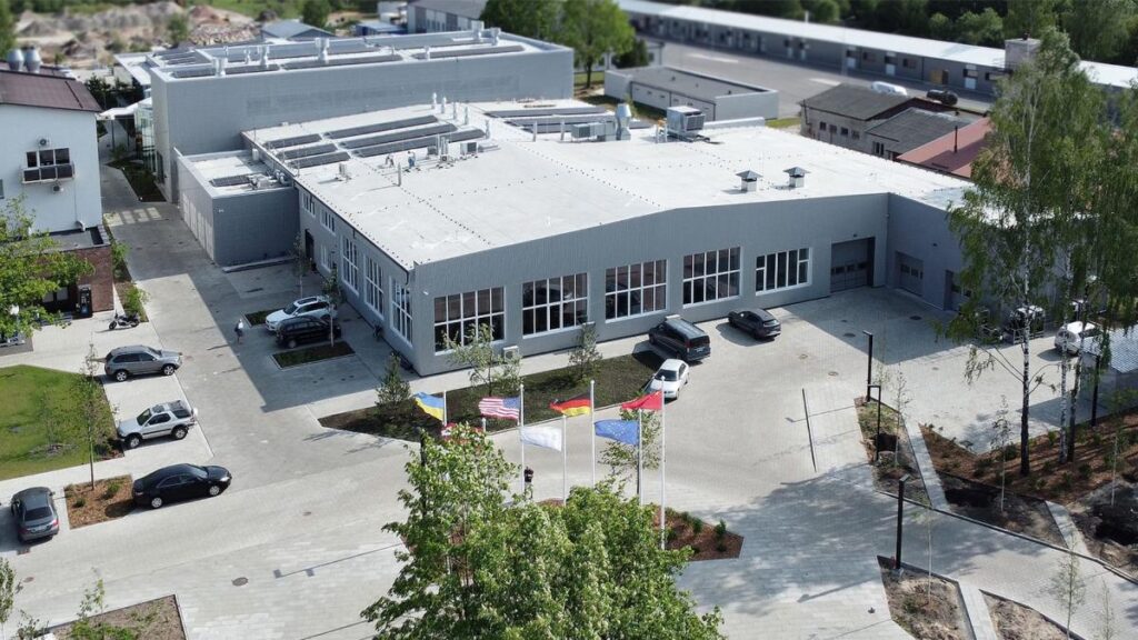 Latgales SEZ piesaista rekordlielas investīcijas sadarbībā ar augsto tehnoloģiju līderi SIA “Light Guide Optics International”