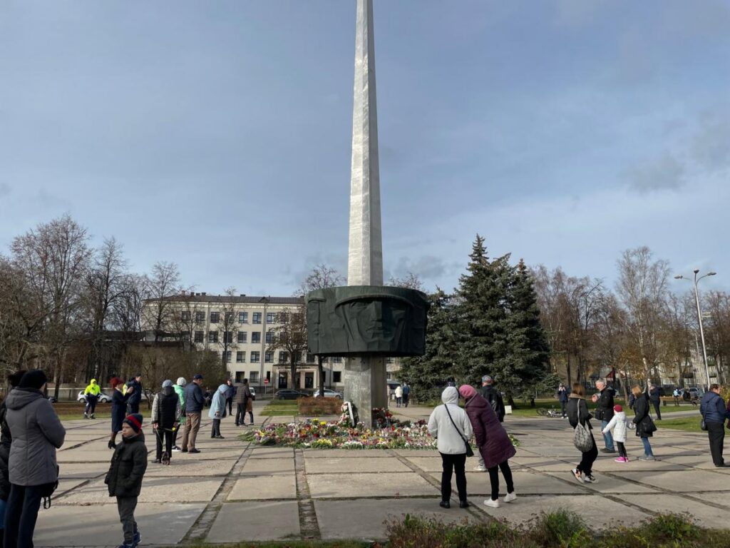 ​​​​​​​Padomju pieminekļu demontāža Daugavpilī
