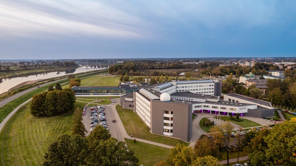 Daugavpils Universitāte kļūst par digitālās izaugsmes dzinējspēku uzņēmumiem piedāvā bezmaksas digitālo prasmju apmācības.