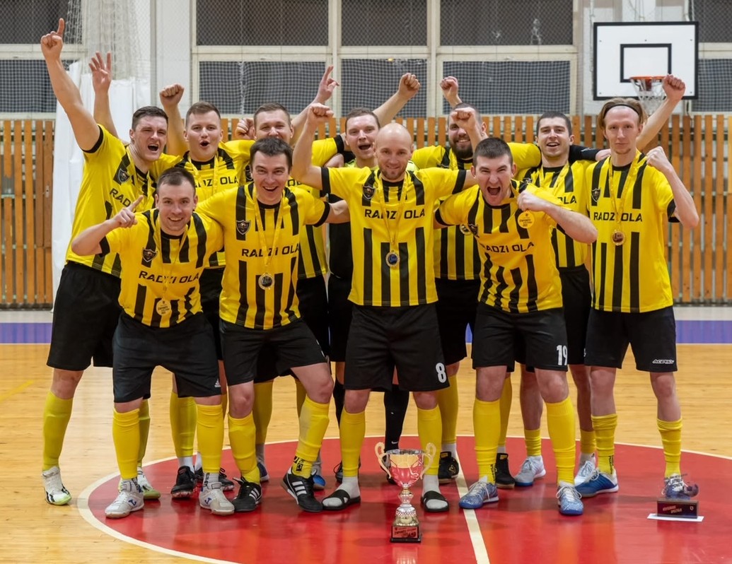 3.foto_PreiluNovadaTelpuFutbols_RadziOla2025.jpeg