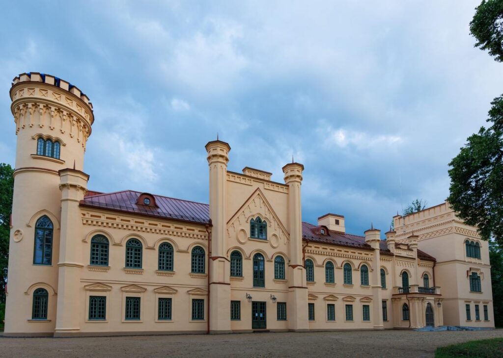 Vēsturiskais ceļš apvienos Preiļu pili un Utenas muižu