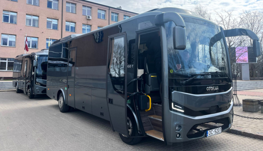Skolēnu pārvadājumiem Ludzas novadā iegādāti trīs jauni autobusi