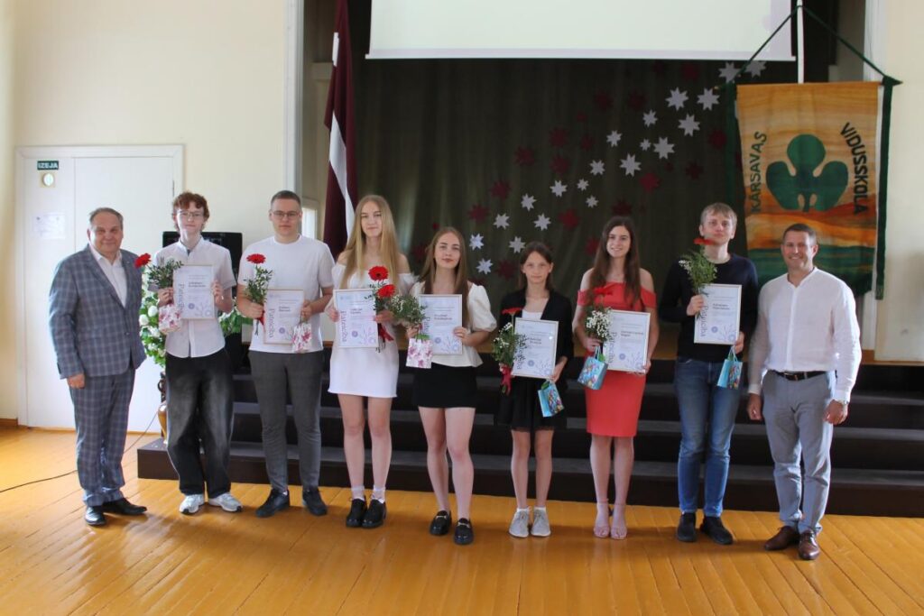 Par sasniegumiem godināti Ludzas novada izglītojamie un pedagogi