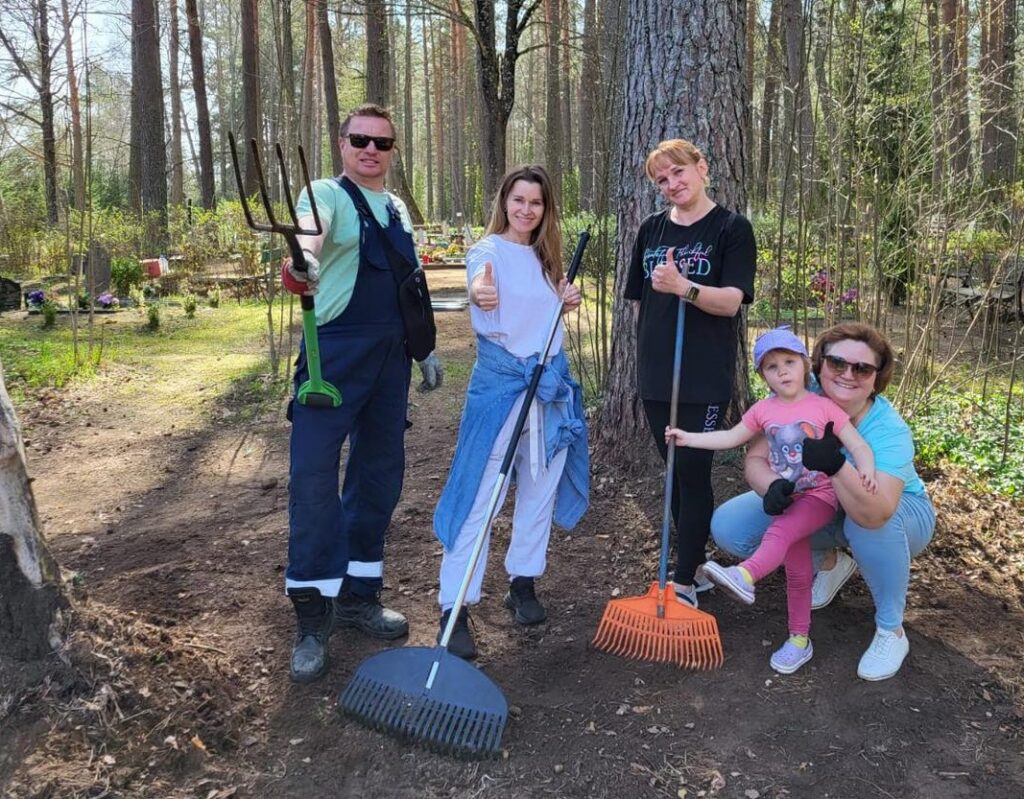 Negaidot Lielo Talku Zilupē, sakopj kapsētu
