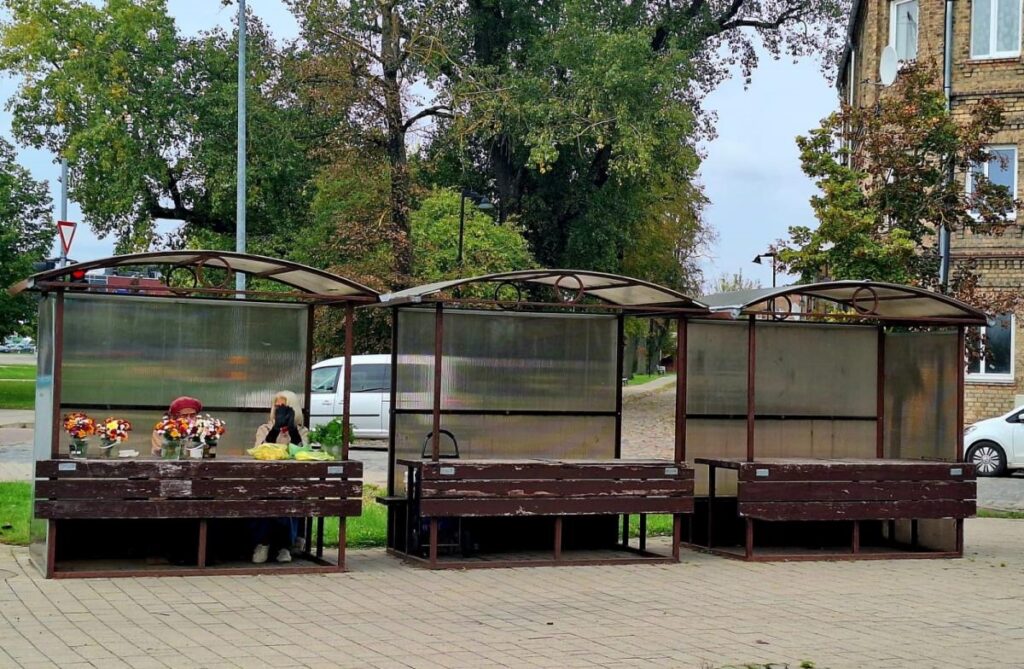 Ielu tirdzniecības atļaujas varēs saņemt pēc iepriekšēja pieraksta