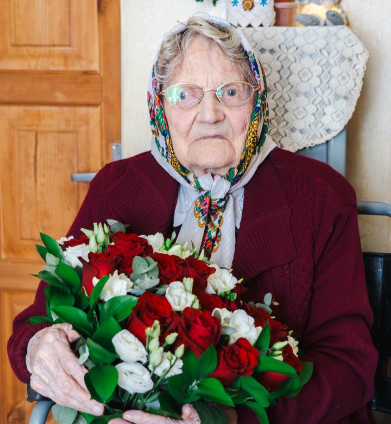 Lazdukalna iedzīvotāja Valentīna Dreimane nosvin simts gadu jubileju