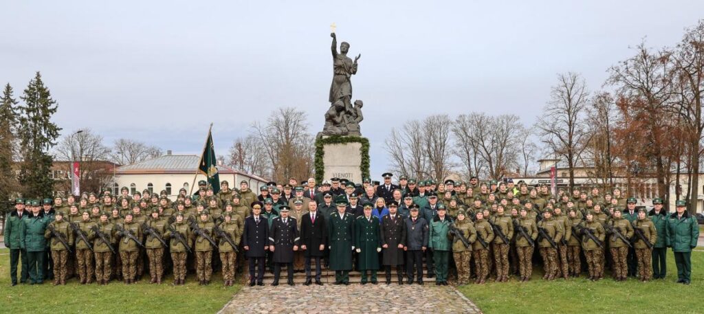 Valsts robežsardzes koledžas kadeti deva zvērestu