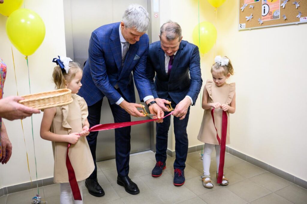 Rēzeknē atklāj baseinu un jaunu pakalpojumu bērniem ar funkcionāliem traucējumiem