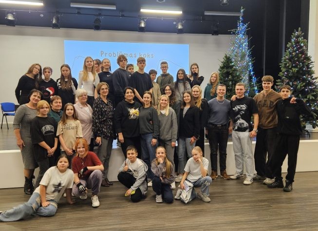 Maltas vidusskolā aizvadīts pasākums “Nakts skolā”