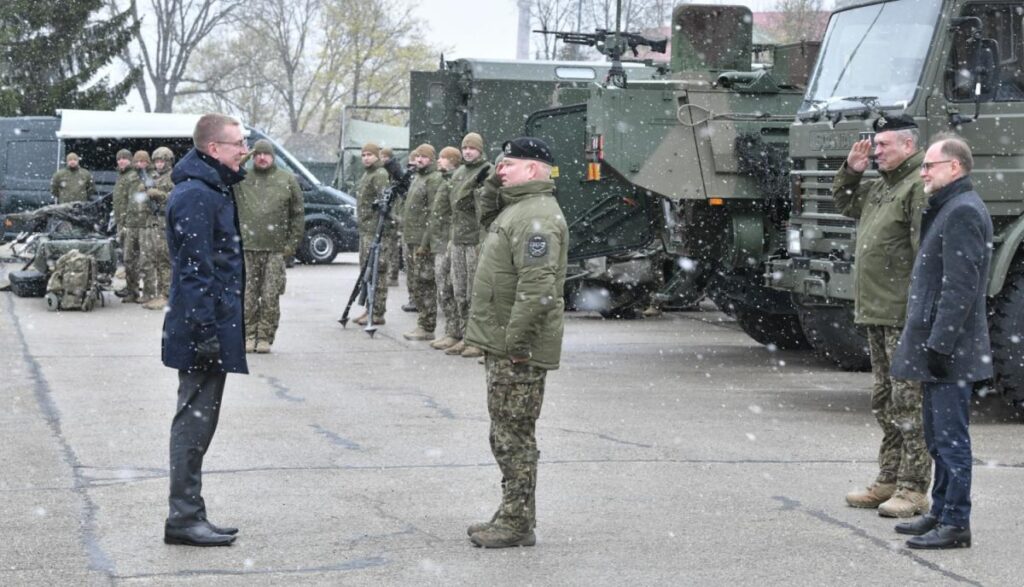 Valsts prezidents Rēzeknē sasauca militārās padomes sēdi