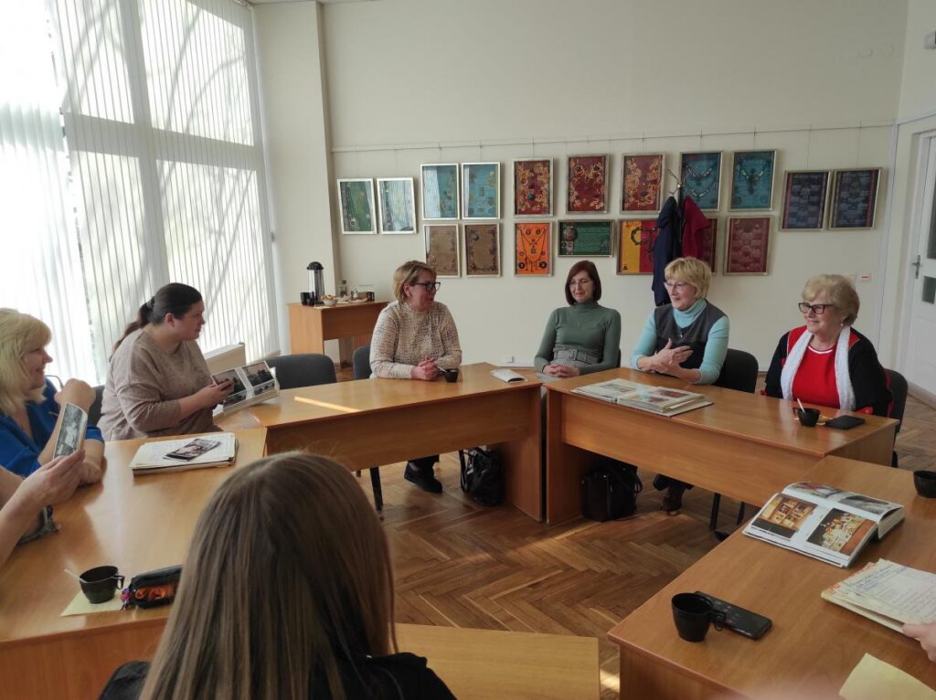 Rēzeknē aizvadīts pasākums “Bibliotekāru stāsti”