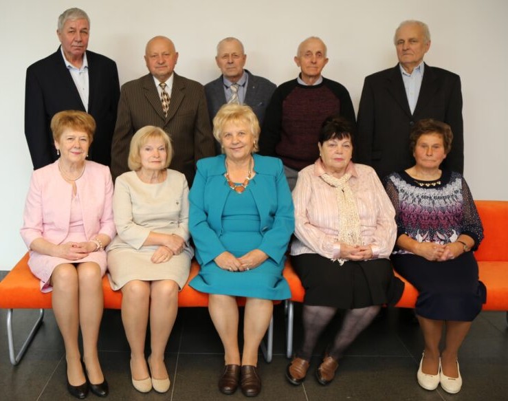 Rēzeknē godināti Zelta pāri