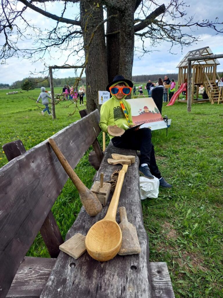 Izskanēja Dienvidlatgales bērnu un jauniešu folkloras svētki