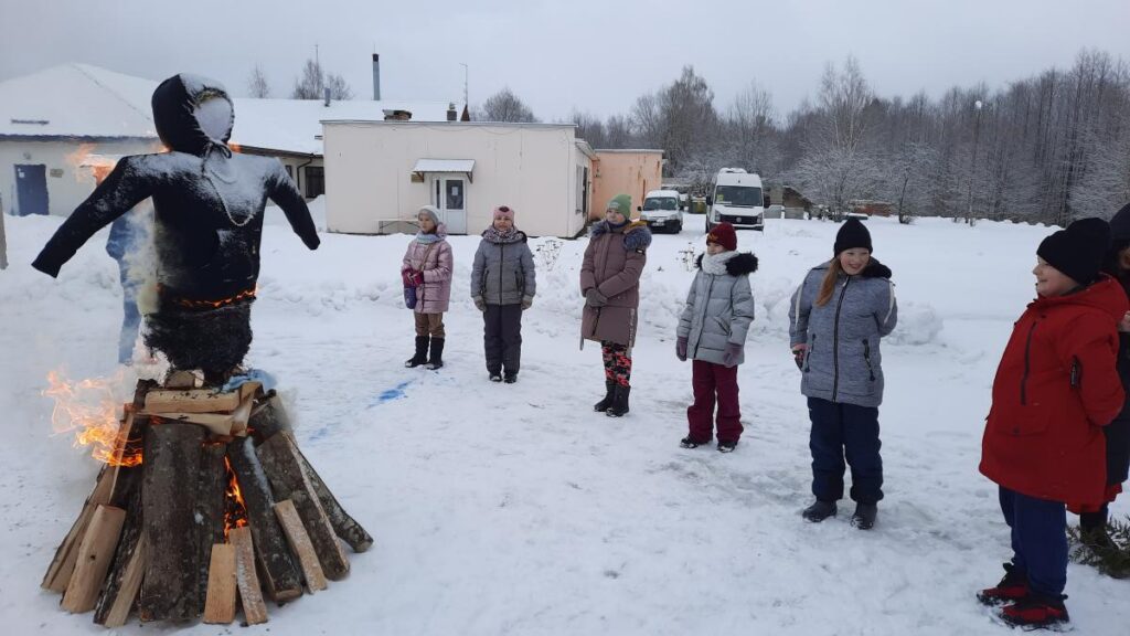 Sadarbība, kompetenču izglītība un Meteņu svinēšana Dagdā