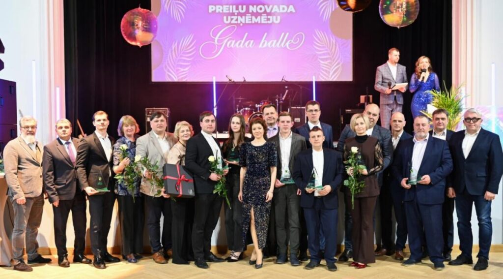Apbalvoja Preiļu novada uzņēmējus
