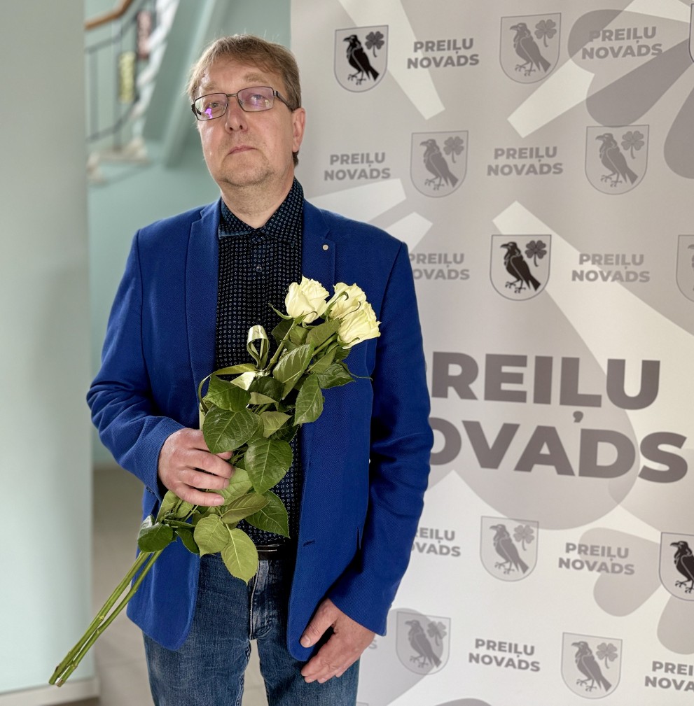 Guntars Ratenieks vada Aglonas vidusskolu