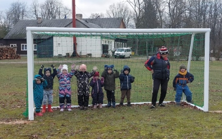 Vārkavā realizēts projekts “Draugos ar darbu un sportu”
