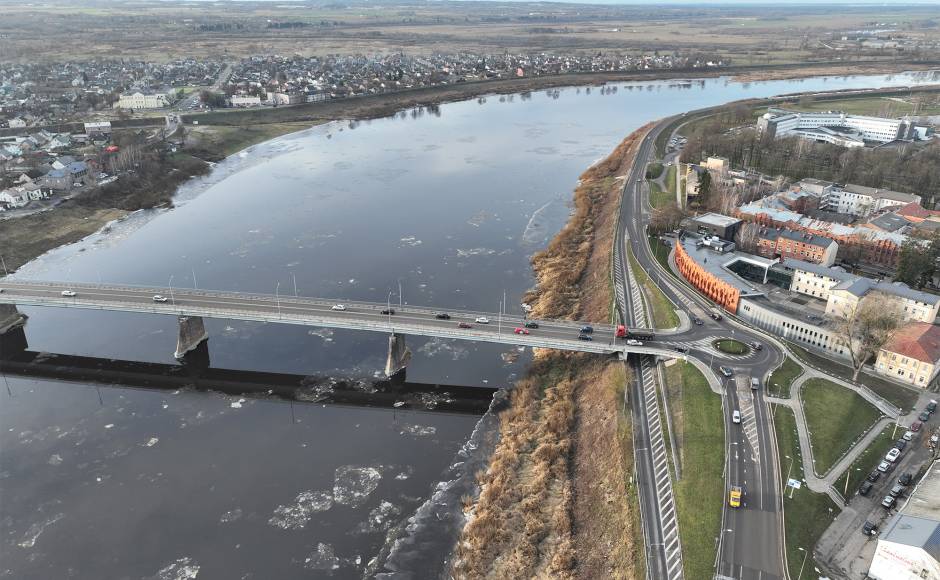 Daugavpils Vienības tilta pārbūvei piešķirti 4,3 miljoni eiro