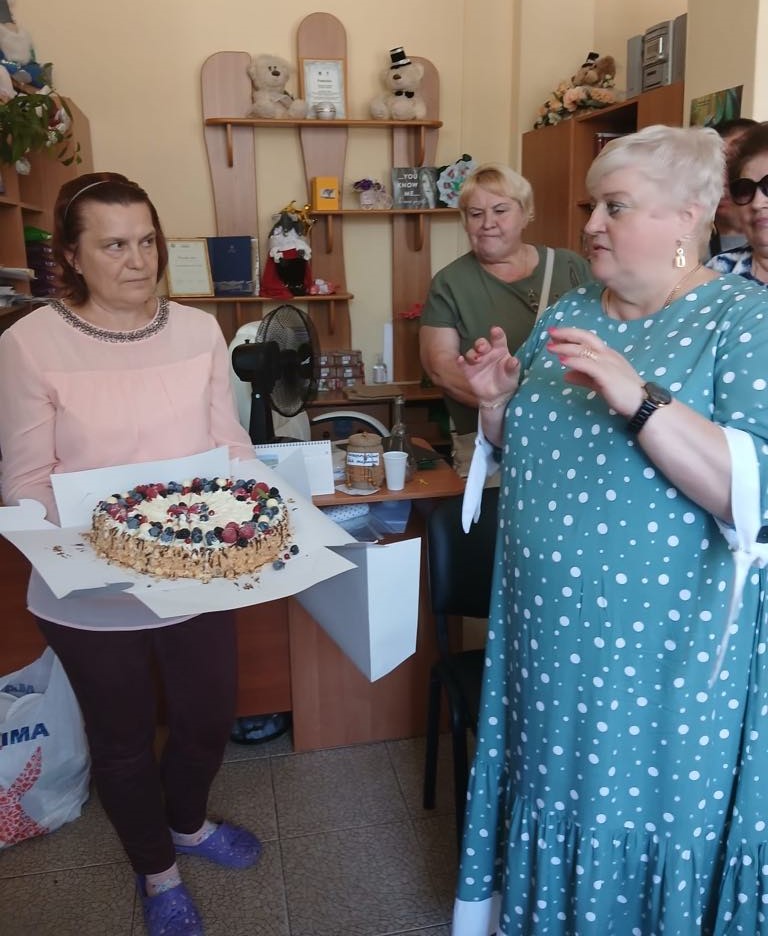 Cilvēki ar invaliditāti sumināja saimnieces un Annas