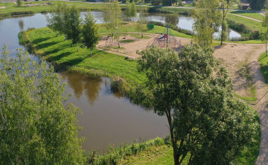 Iesaka atturēties no peldēšanās Daugavpils Esplanādes ūdenstilpnē