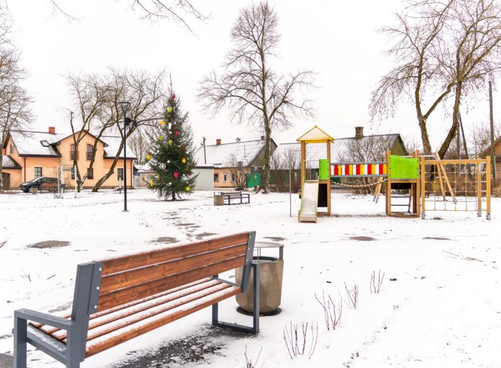 Pabeigti Nīderkūnu skvēra labiekārtošanas darbi