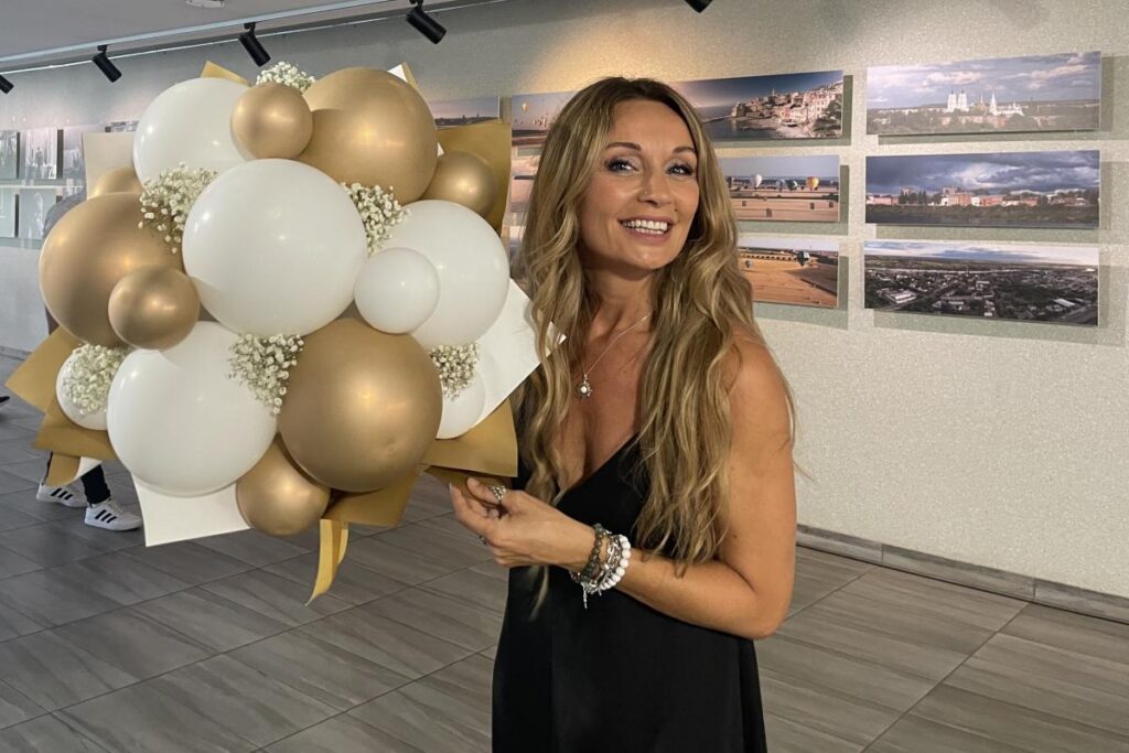 Džeina Saulīte aicina doties lidojumā atpakaļ nākotnē