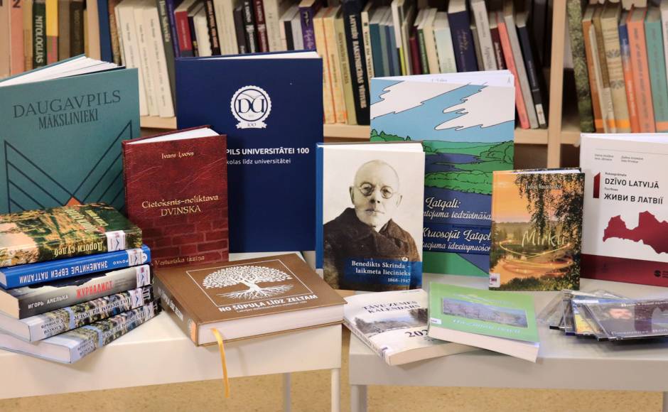 Bagātināts Latgales Centrālās bibliotēkas grāmatu krājums