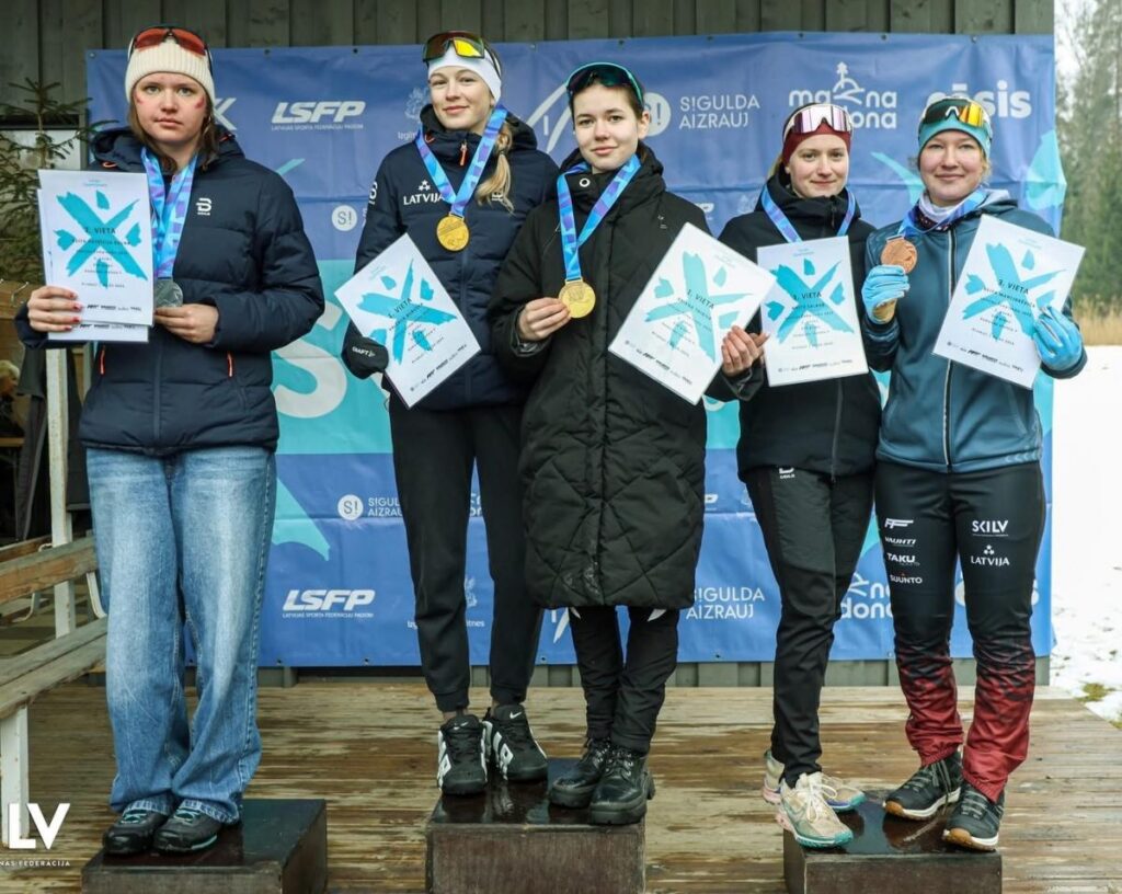 Krāslavietes izcīna uzvaru komandu sprintā distanču slēpošanā
