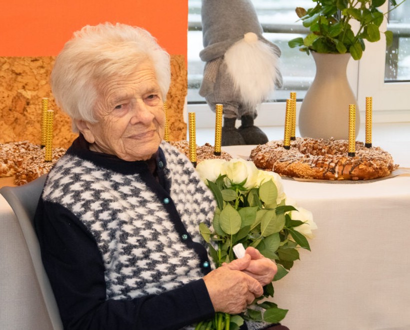 Pansijā Dvietē svinēja Valentīnas Rudzītes 100. jubileju