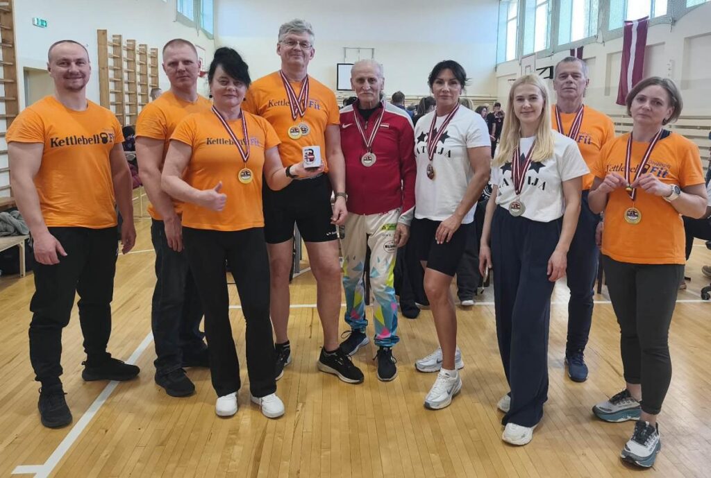 Daugavpils svarcēlāji izcīna medaļas Latvijas čempionātā
