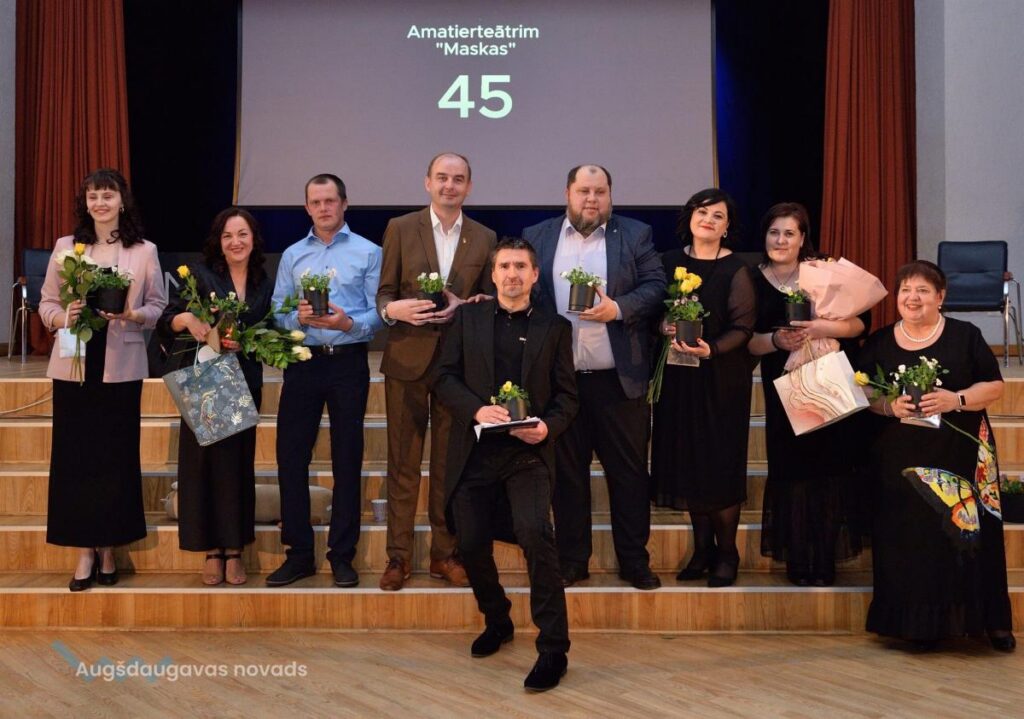 Līksnas amatierteātris “Maskas” svin 45 gadus