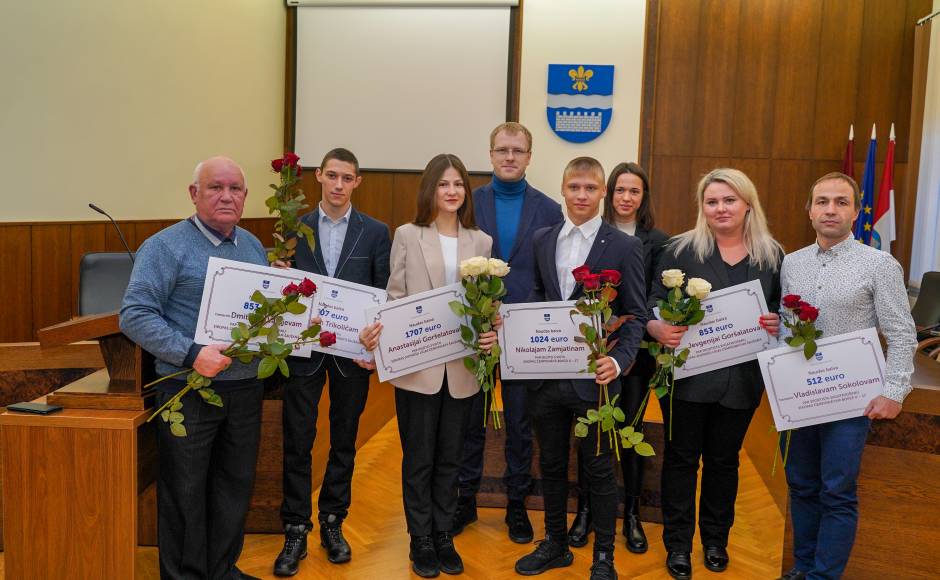 Apbalvoti Daugavpils sportisti un viņu treneri