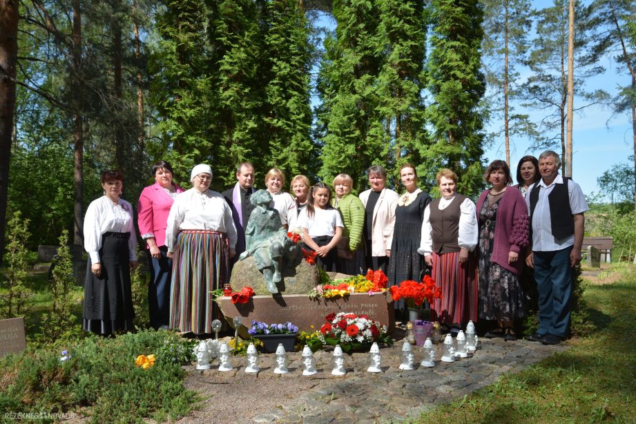 Sakstagalā piemin Jāņa Klīdzēja 110 gadu jubileju
