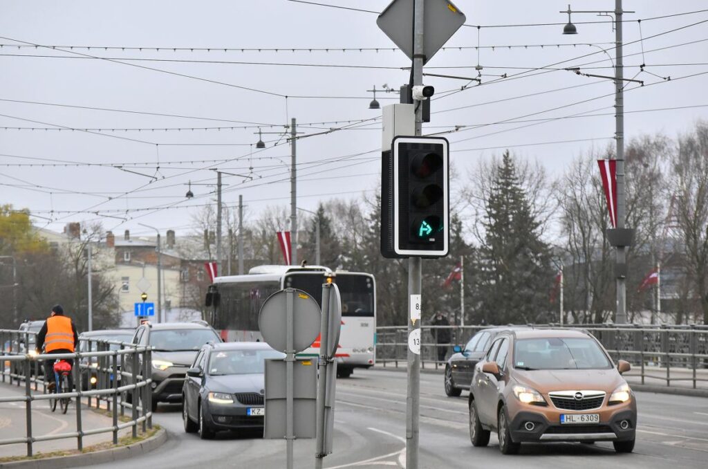 Mēra automašīnu radīto gaisa piesārņojumu