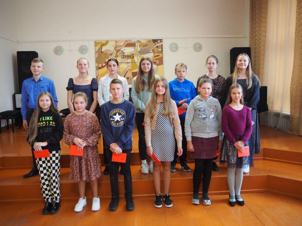 Pasniedza stipendijas Līvānu un Preiļu novada mūziķiem un sportistiem
