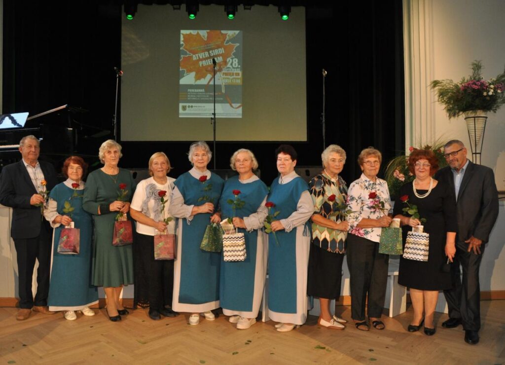 Preiļu novada seniori satikās priecīgā pasākumā