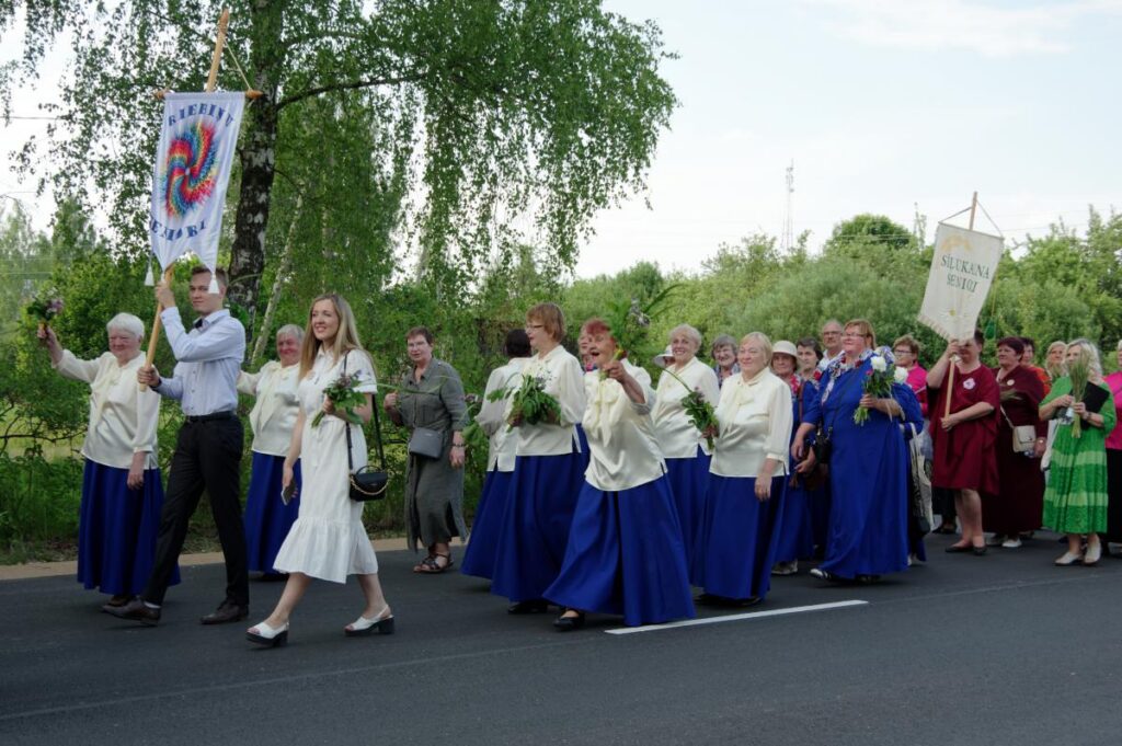 Seniori piedalījās festivālā Rugājos