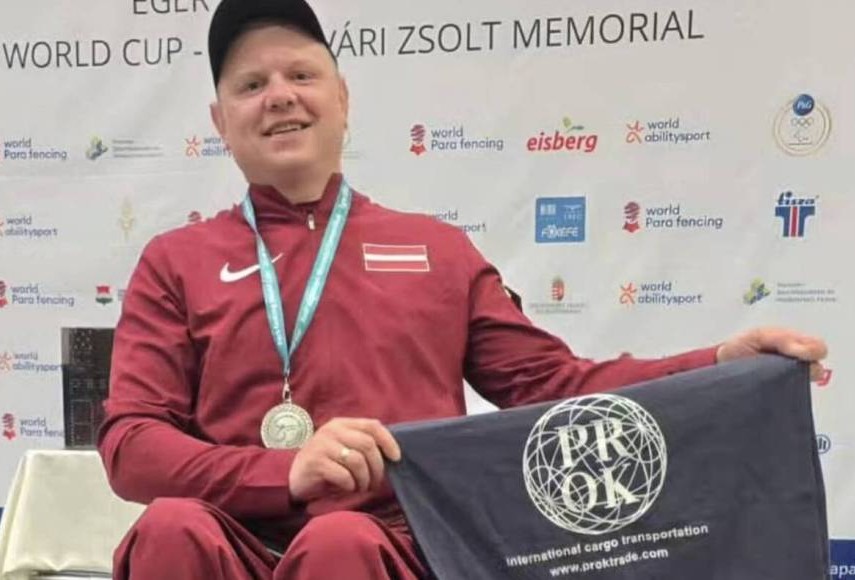 Oļegs Garkuls-Gurēvičs izcīna sudraba medaļu Pasaules kausa posmā parapaukošanā