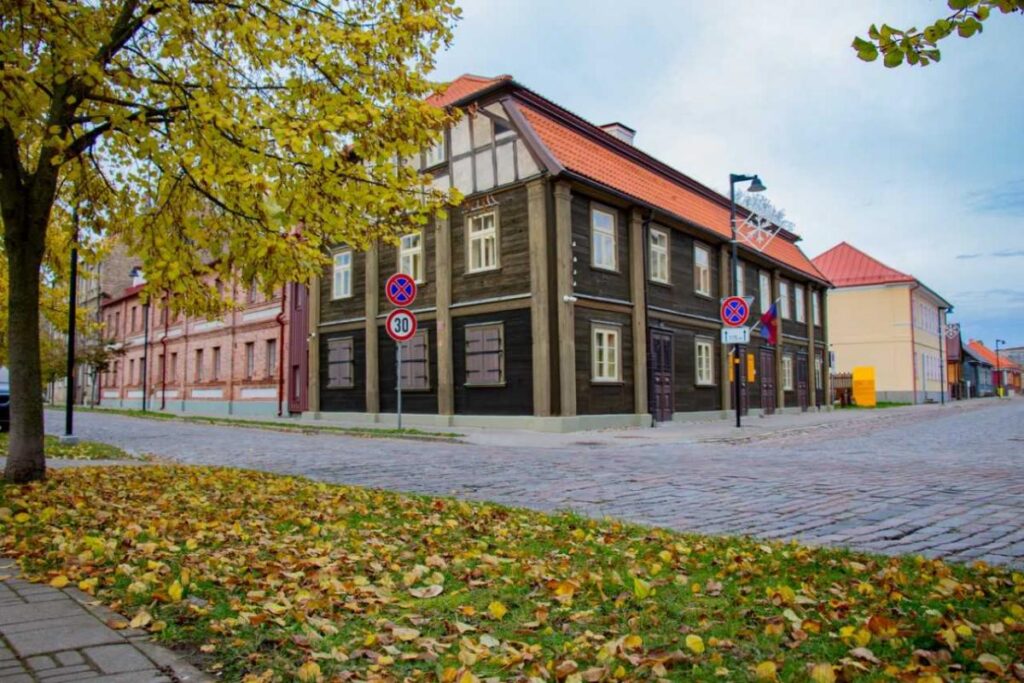 Izsolē iznomā telpas salonveikalam Vecpilsētas ielā