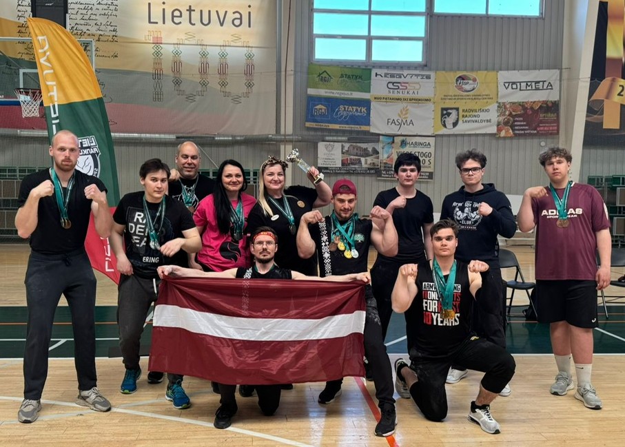 Preilieši ar stiprajām rokām izcīna medaļas Lietuvā 