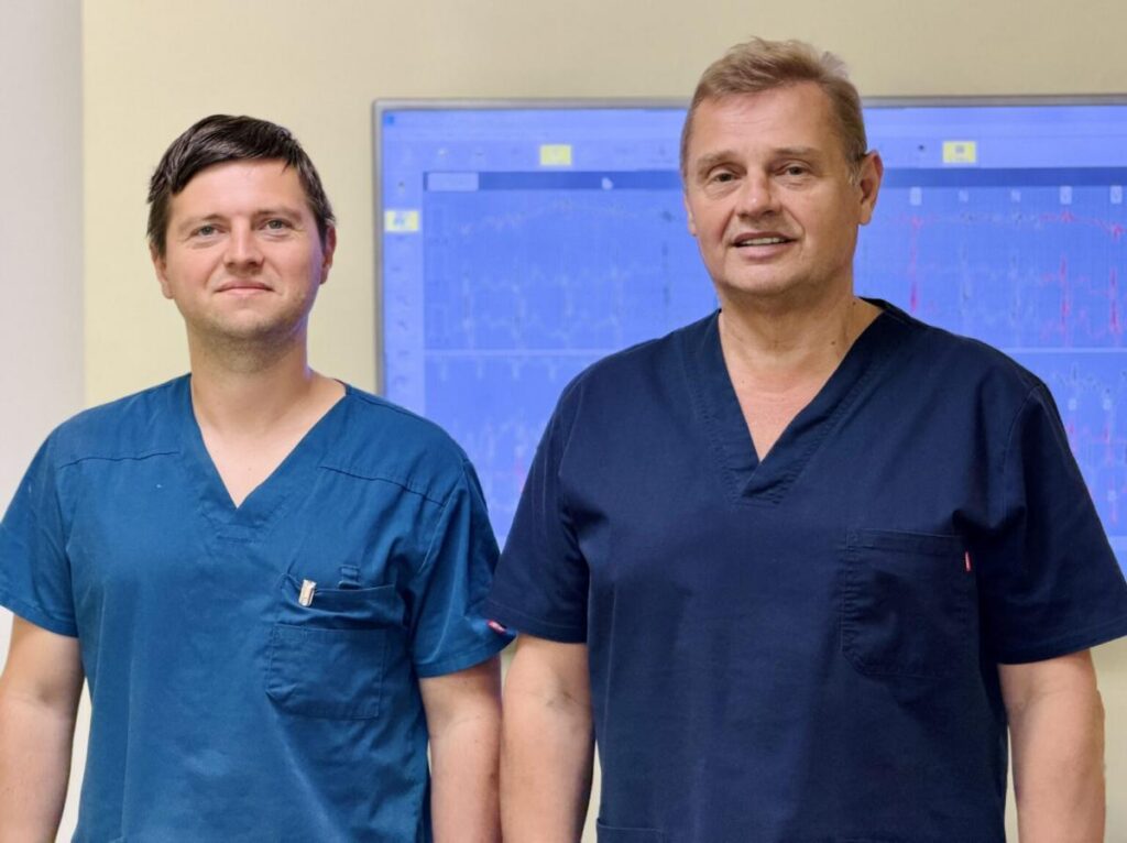 Daugavpils slimnīcā pirmo reizi implantē defibrilatorus ar attālinātu uzraudzību