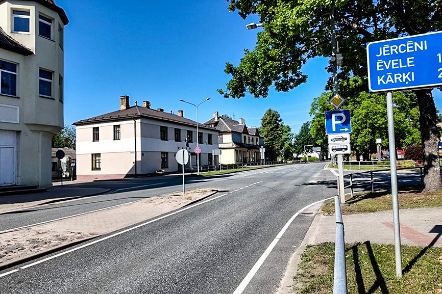 Strenčos atjaunos tranzīta ielas posmu
